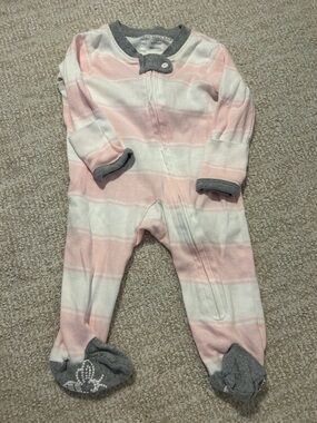 Burt’s bees newborn baby footie pajamas